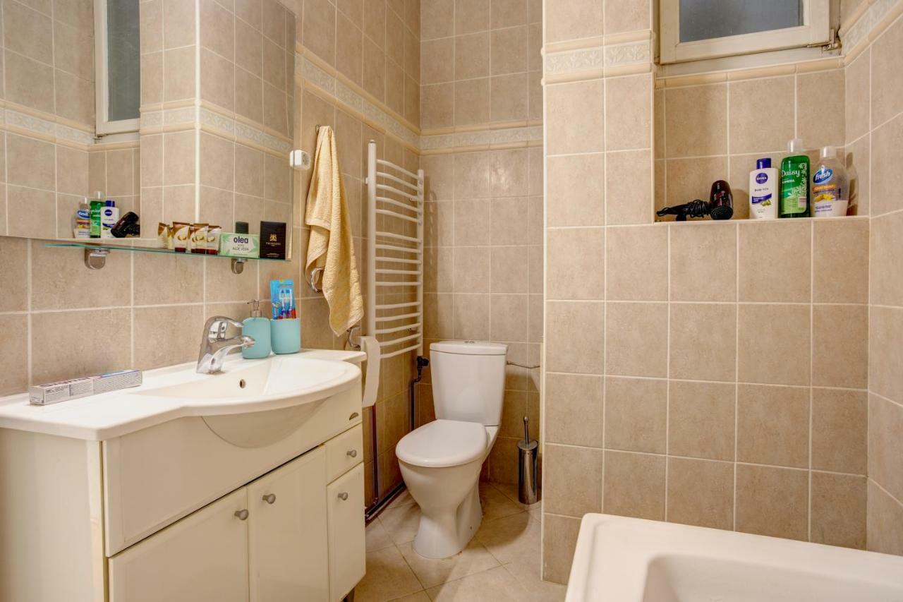 Dora Apartment Belgrado Buitenkant foto