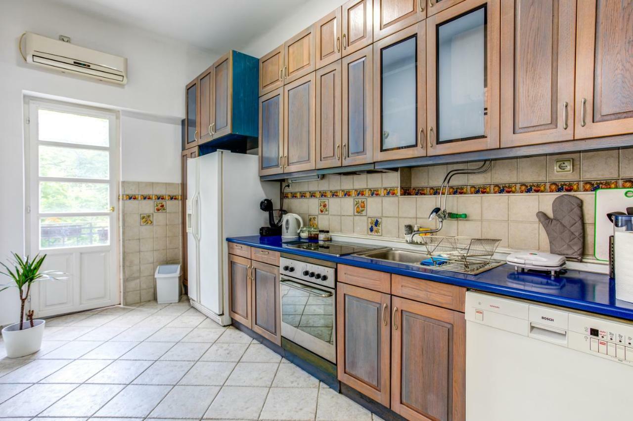 Dora Apartment Belgrado Buitenkant foto